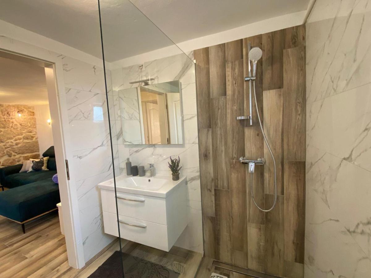 Apartman Veronika 里斯卡 外观 照片